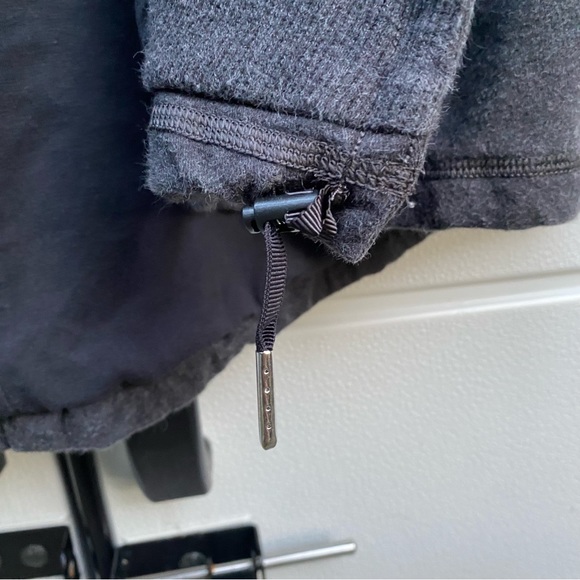 Lululemon Gratitude Wrap Gray Cardigan Snap Up Long Length Thumbholes Pockets 2 - Picture 4 of 9